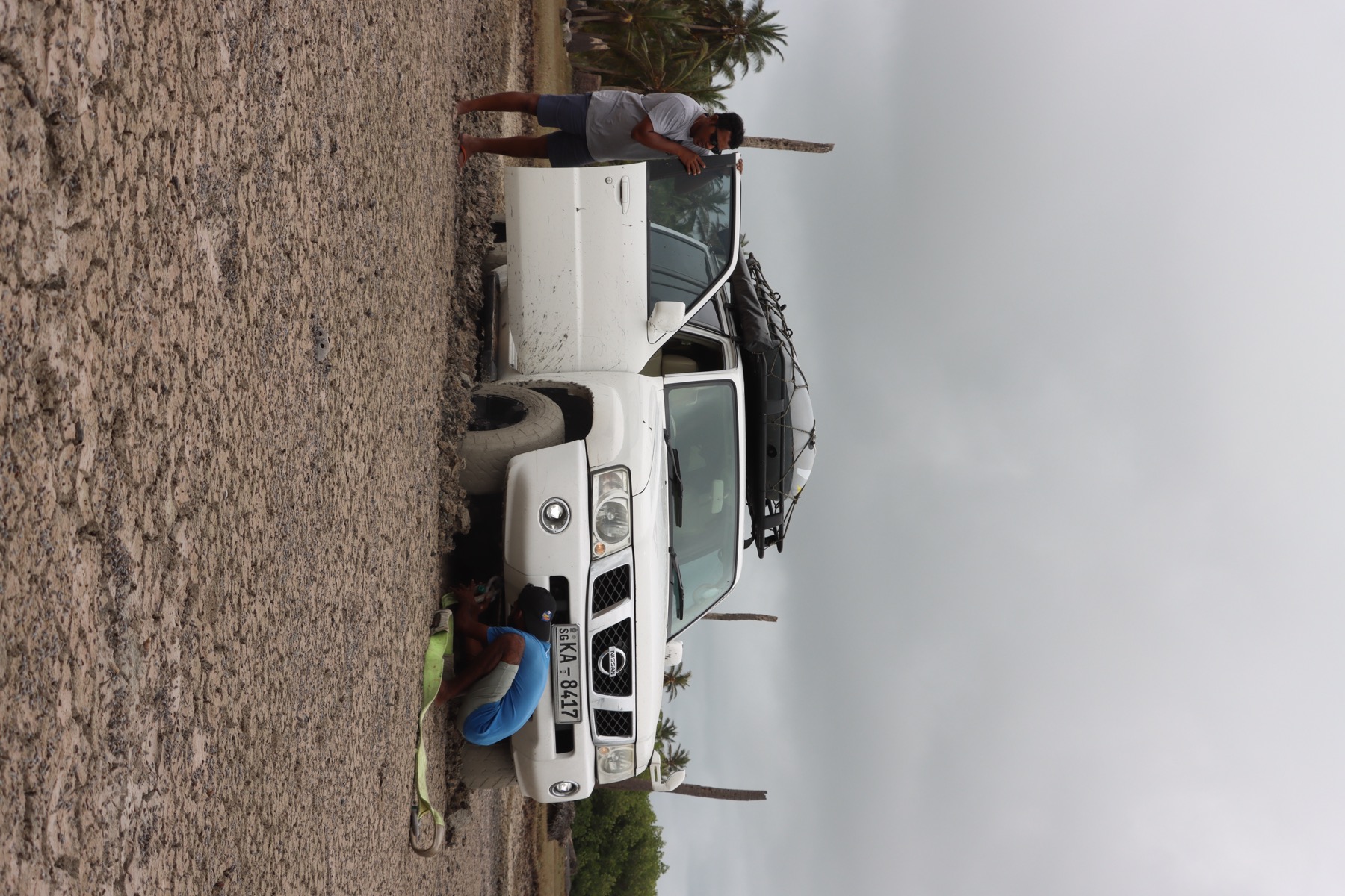 Kalpitiya village road moment
